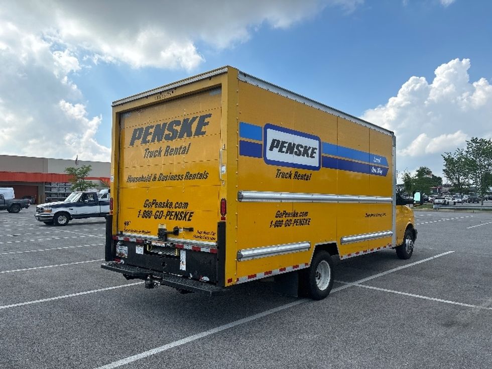 Light Duty Box Truck-Light and Medium Duty Trucks-GMC-2021-Savana G33903-Essex-MD-74,610\n\t\tmiles-$ 27,000 - Image 12