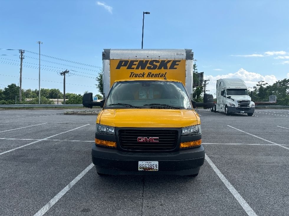 Light Duty Box Truck-Light and Medium Duty Trucks-GMC-2021-Savana G33903-Essex-MD-74,610\n\t\tmiles-$ 27,000 - Image 2