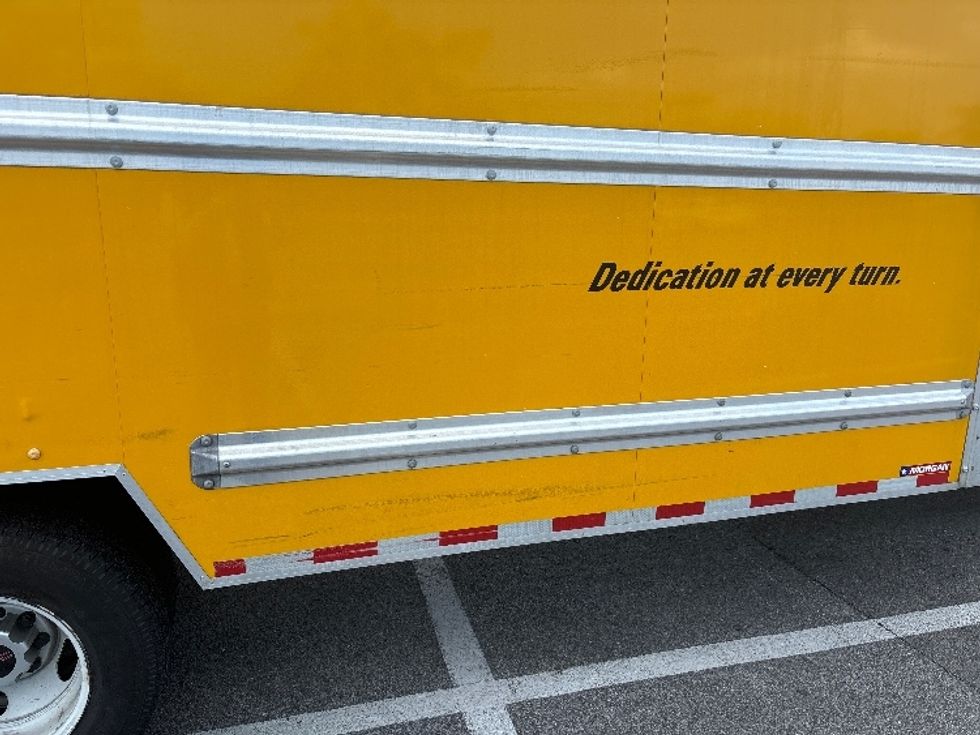 Light Duty Box Truck-Light and Medium Duty Trucks-GMC-2021-Savana G33903-Essex-MD-74,610\n\t\tmiles-$ 27,000 - Image 25