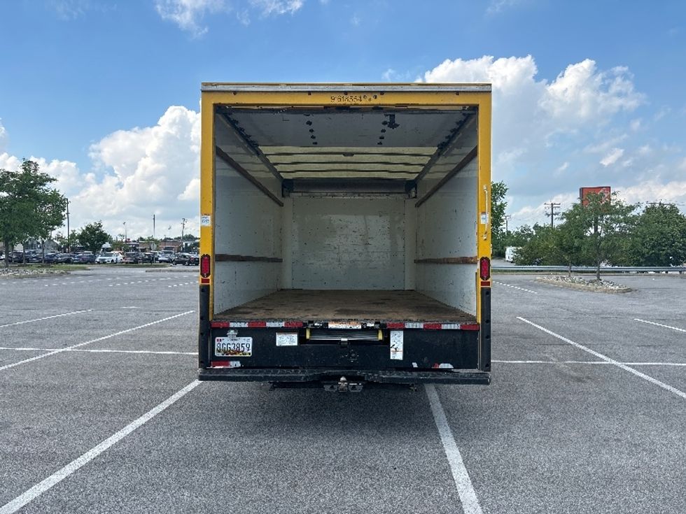 Light Duty Box Truck-Light and Medium Duty Trucks-GMC-2021-Savana G33903-Essex-MD-74,610\n\t\tmiles-$ 27,000 - Image 8