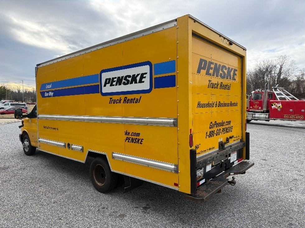 Light Duty Box Truck-Light and Medium Duty Trucks-GMC-2021-Savana G33903-Essex-MD-92,101\n\t\tmiles-$ 26,500 - Image 5