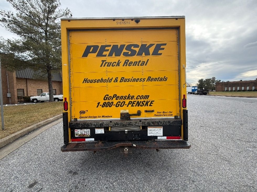 Light Duty Box Truck-Light and Medium Duty Trucks-GMC-2021-Savana G33903-Essex-MD-92,101\n\t\tmiles-$ 26,500 - Image 6