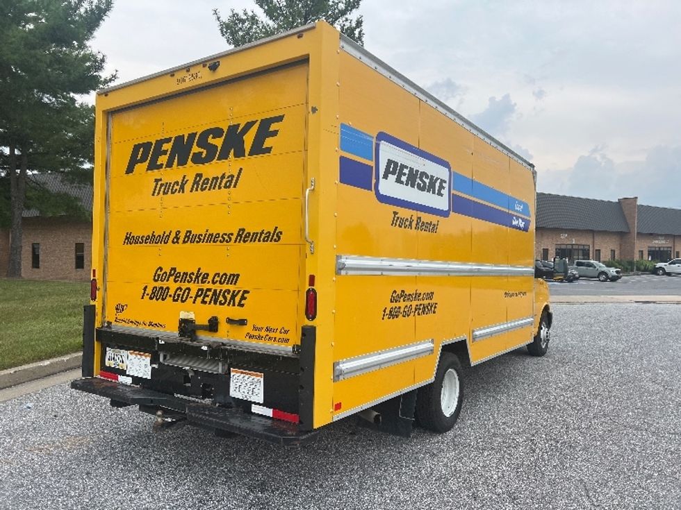 Light Duty Box Truck-Light and Medium Duty Trucks-GMC-2021-Savana G33903-Essex-MD-94,914\n\t\tmiles-$ 25,000 - Image 12