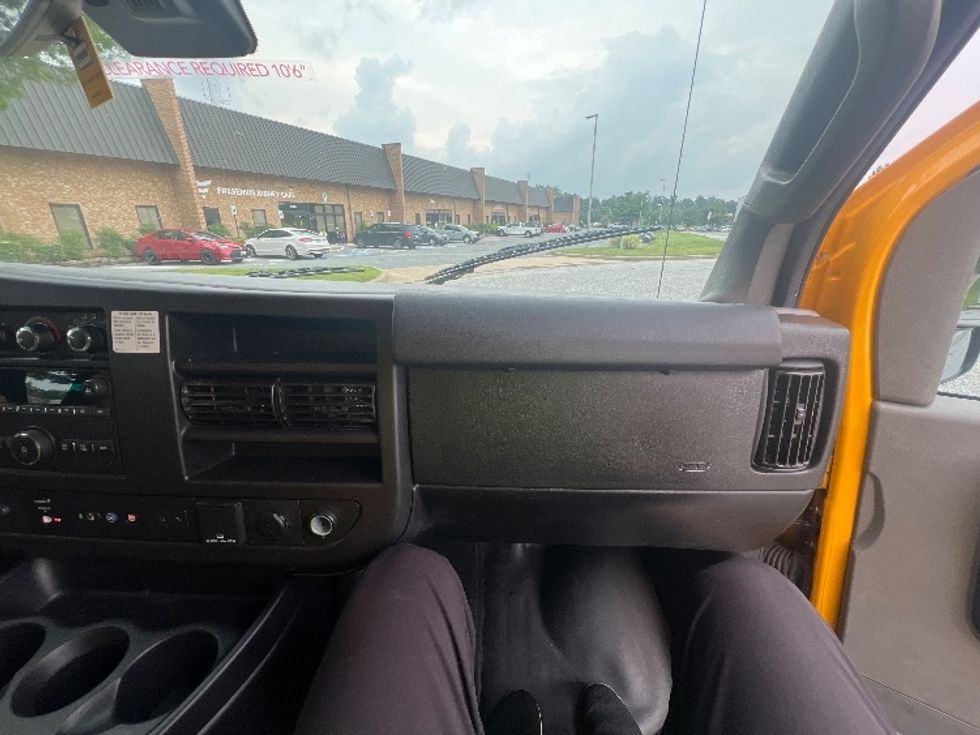 Light Duty Box Truck-Light and Medium Duty Trucks-GMC-2021-Savana G33903-Essex-MD-94,914\n\t\tmiles-$ 25,000 - Image 20