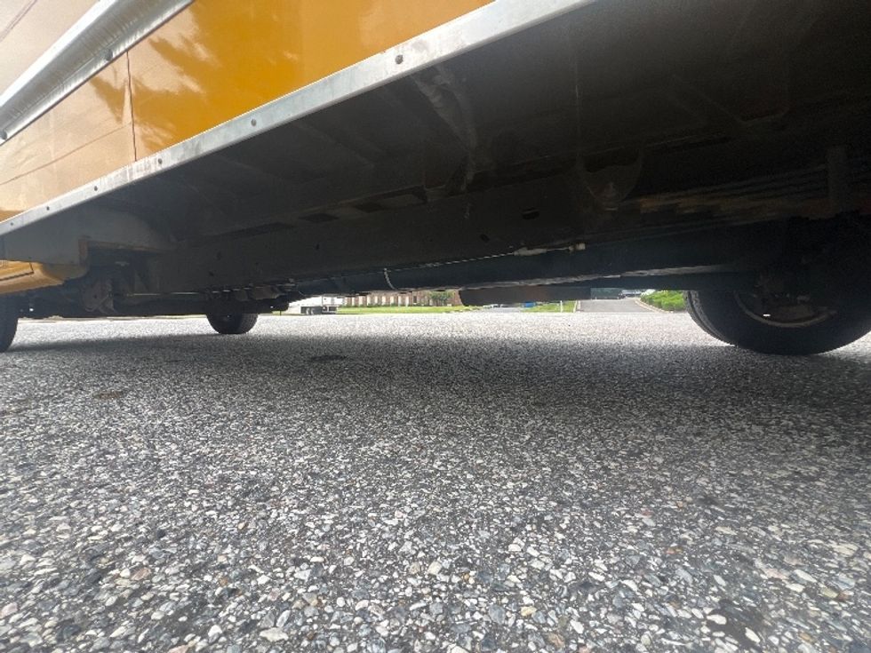 Light Duty Box Truck-Light and Medium Duty Trucks-GMC-2021-Savana G33903-Essex-MD-94,914\n\t\tmiles-$ 25,000 - Image 5