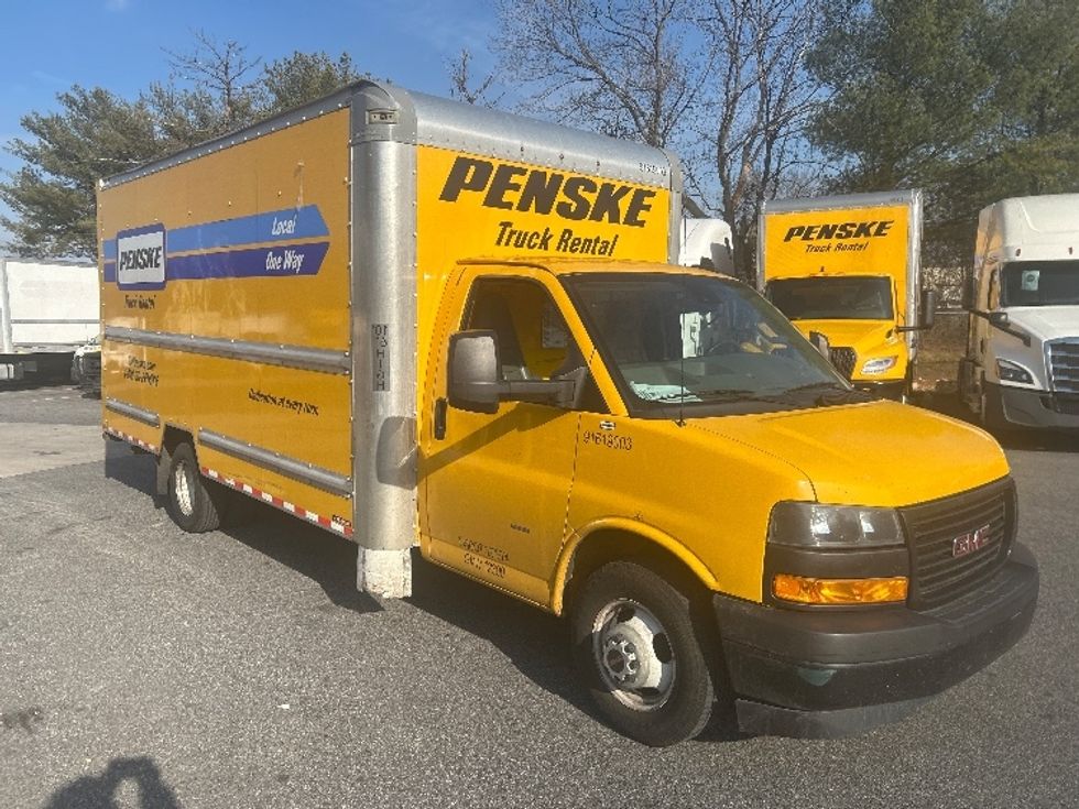 Light Duty Box Truck-Light and Medium Duty Trucks-GMC-2021-Savana G33903-Essex-MD-97,924\n\t\tmiles-$ 26,000 - Image 1