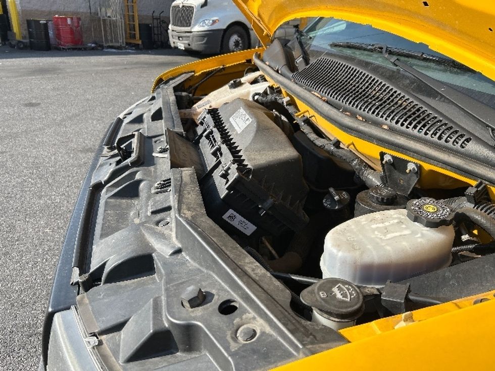 Light Duty Box Truck-Light and Medium Duty Trucks-GMC-2021-Savana G33903-Essex-MD-97,924\n\t\tmiles-$ 26,000 - Image 24