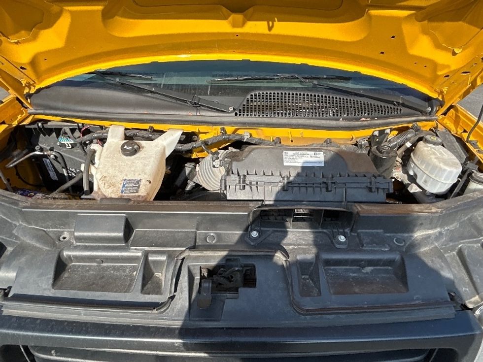 Light Duty Box Truck-Light and Medium Duty Trucks-GMC-2021-Savana G33903-Essex-MD-97,924\n\t\tmiles-$ 26,000 - Image 27