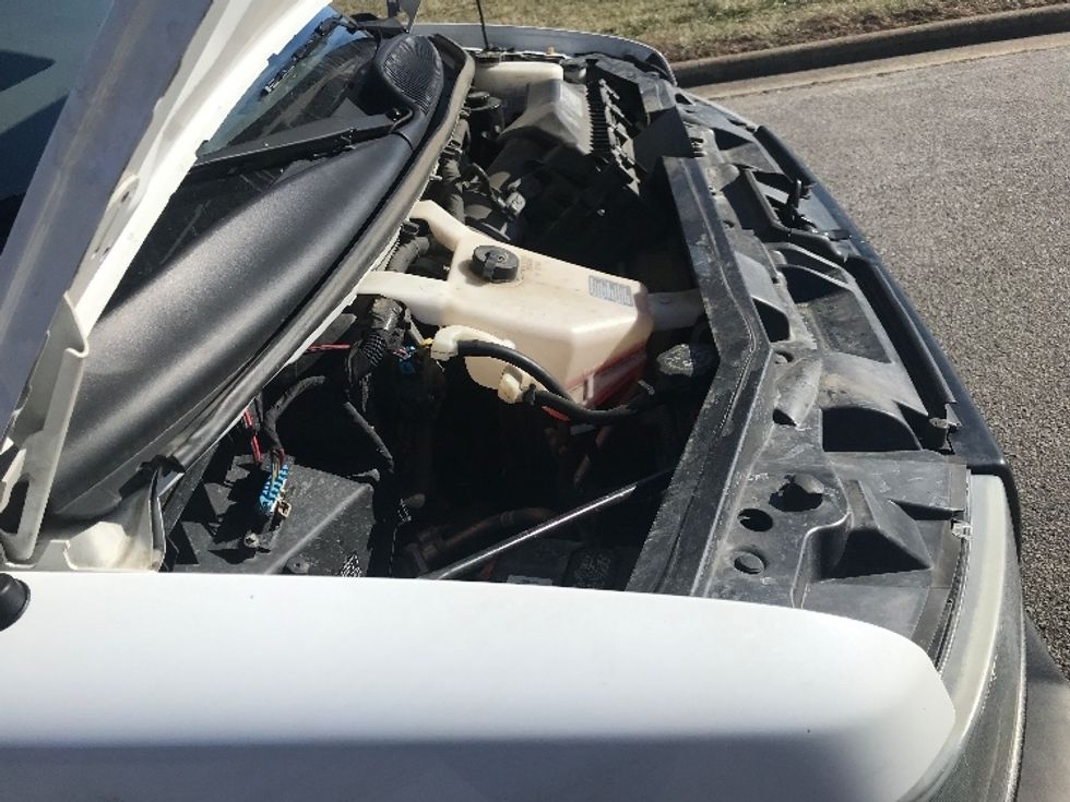 Light Duty Box Truck-Light and Medium Duty Trucks-GMC-2021-Savana G33903-Evansville-IN-107,192\n\t\tmiles-$ 29,000 - Image 23