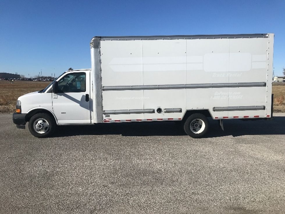 Light Duty Box Truck-Light and Medium Duty Trucks-GMC-2021-Savana G33903-Evansville-IN-107,192\n\t\tmiles-$ 29,000 - Image 4