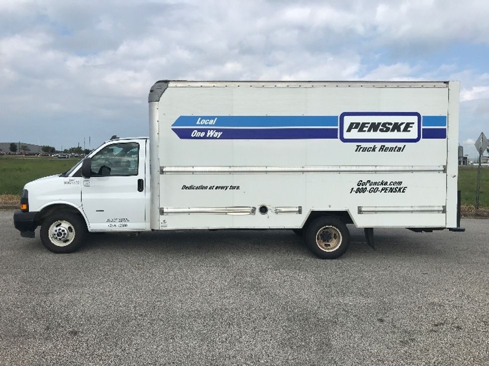 2021 Gmc Savana 3500 Cutaway photo 4