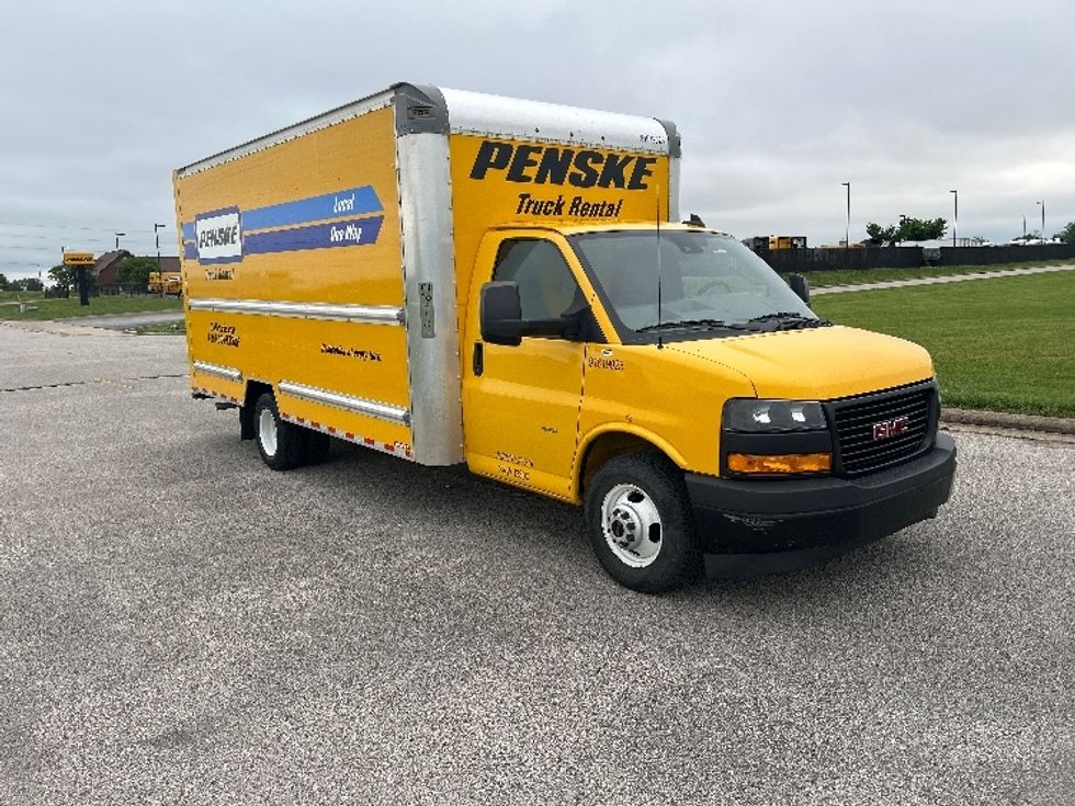 Light Duty Box Truck-Light and Medium Duty Trucks-GMC-2021-Savana G33903-Evansville-IN-77,940\n\t\tmiles-$ 26,750 - Image 1