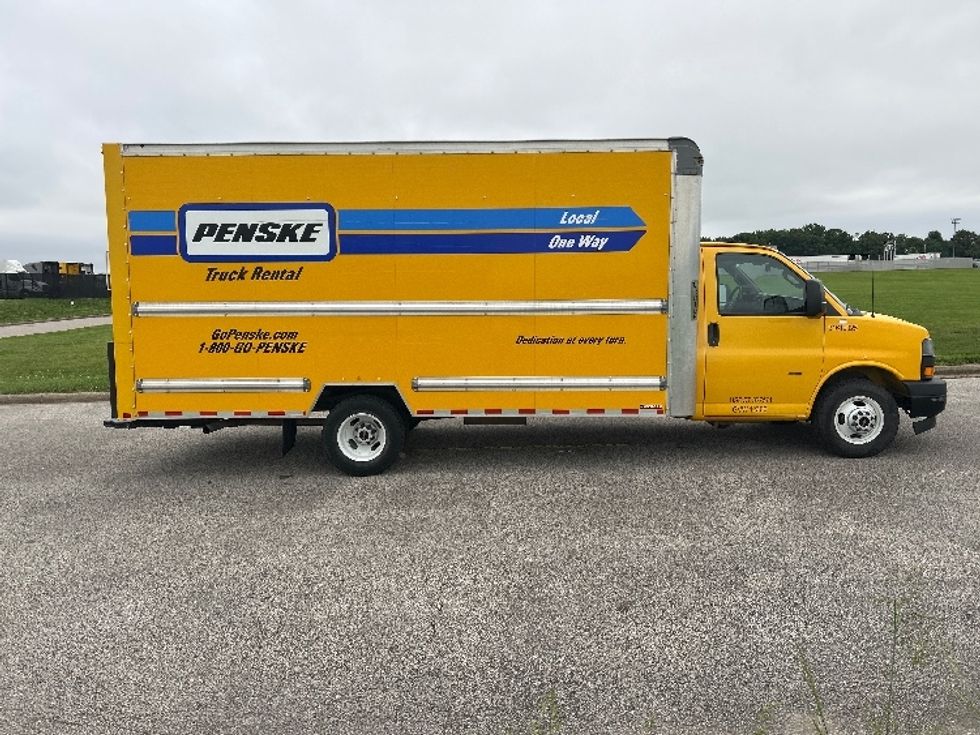 Light Duty Box Truck-Light and Medium Duty Trucks-GMC-2021-Savana G33903-Evansville-IN-77,940\n\t\tmiles-$ 26,750 - Image 15