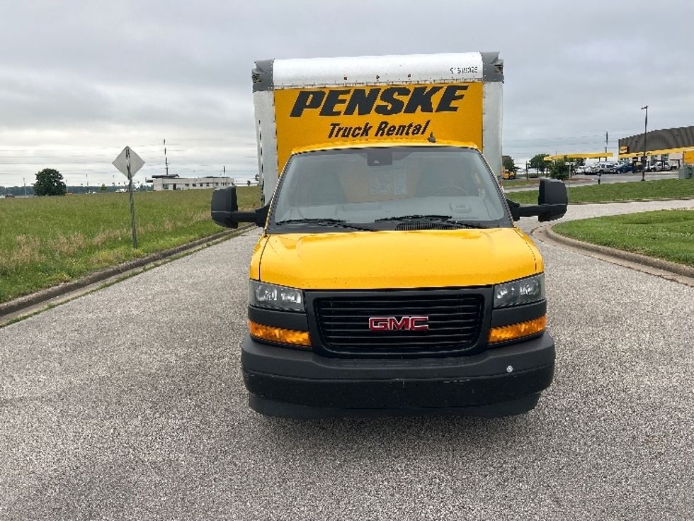 Light Duty Box Truck-Light and Medium Duty Trucks-GMC-2021-Savana G33903-Evansville-IN-77,940\n\t\tmiles-$ 26,750 - Image 2