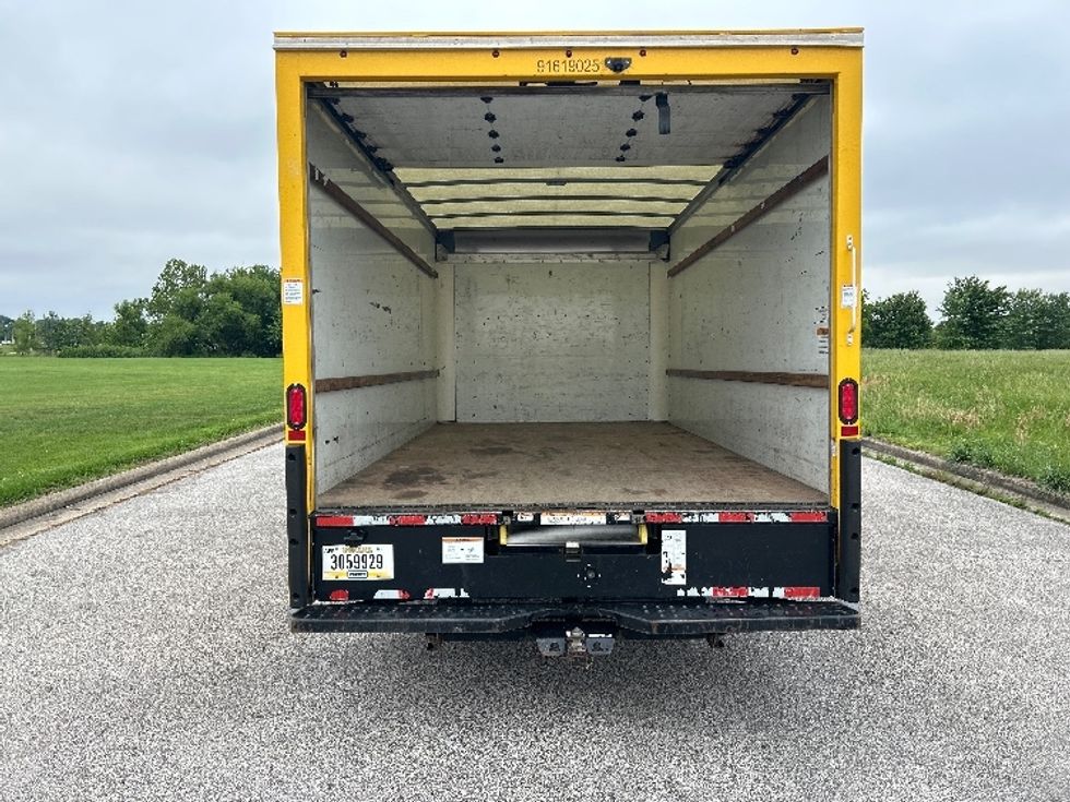 Light Duty Box Truck-Light and Medium Duty Trucks-GMC-2021-Savana G33903-Evansville-IN-77,940\n\t\tmiles-$ 26,750 - Image 8