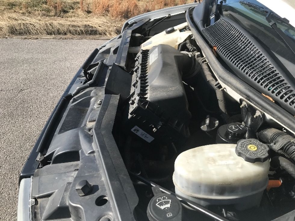 Light Duty Box Truck-Light and Medium Duty Trucks-GMC-2021-Savana G33903-Evansville-IN-95,307\n\t\tmiles-$ 29,000 - Image 24