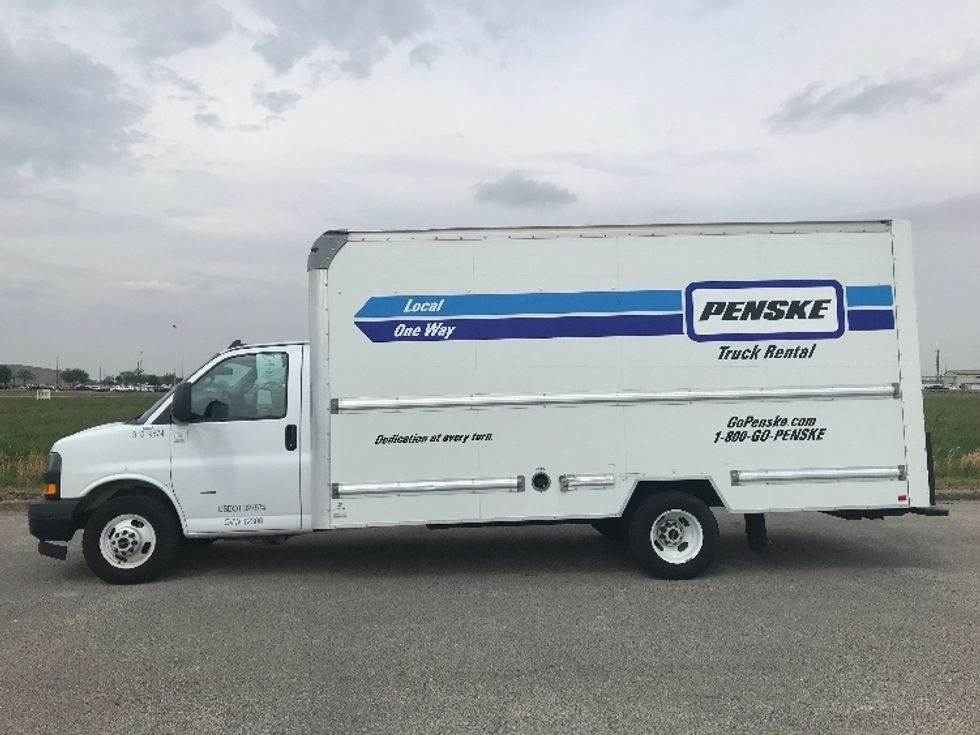 Light Duty Box Truck-Light and Medium Duty Trucks-GMC-2021-Savana G33903-Evansville-IN-96,289\n\t\tmiles-$ 27,500 - Image 4