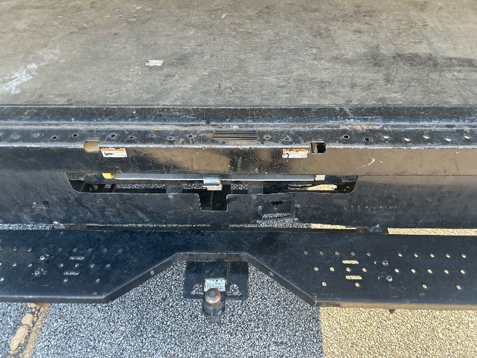 Light Duty Box Truck-Light and Medium Duty Trucks-GMC-2021-Savana G33903-Evansville-IN-98,198\n\t\tmiles-$ 25,500 - Image 10