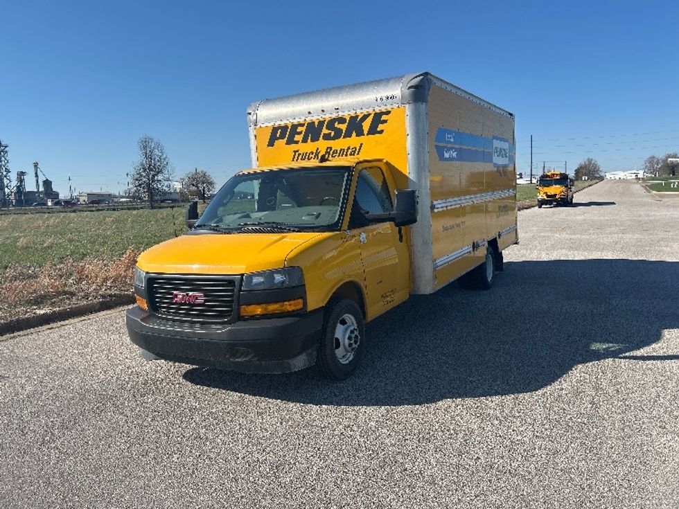 Light Duty Box Truck-Light and Medium Duty Trucks-GMC-2021-Savana G33903-Evansville-IN-98,198\n\t\tmiles-$ 25,500 - Image 3