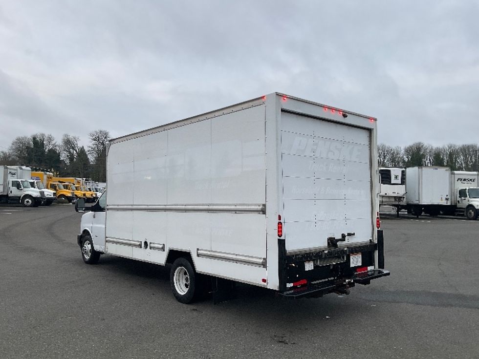 Light Duty Box Truck-Light and Medium Duty Trucks-GMC-2021-Savana G33903-Everett-WA-105,551\n\t\tmiles-$ 30,000 - Image 5