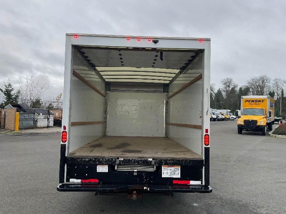 Light Duty Box Truck-Light and Medium Duty Trucks-GMC-2021-Savana G33903-Everett-WA-105,551\n\t\tmiles-$ 30,000 - Image 7