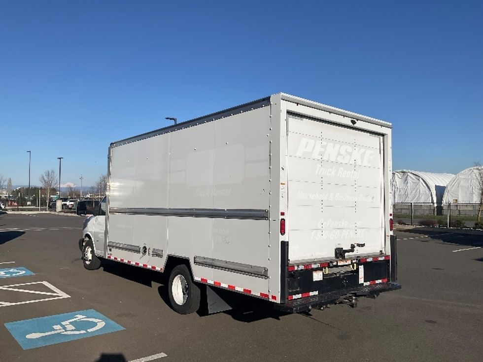 Light Duty Box Truck-Light and Medium Duty Trucks-GMC-2021-Savana G33903-Everett-WA-110,146\n\t\tmiles-$ 29,500 - Image 5