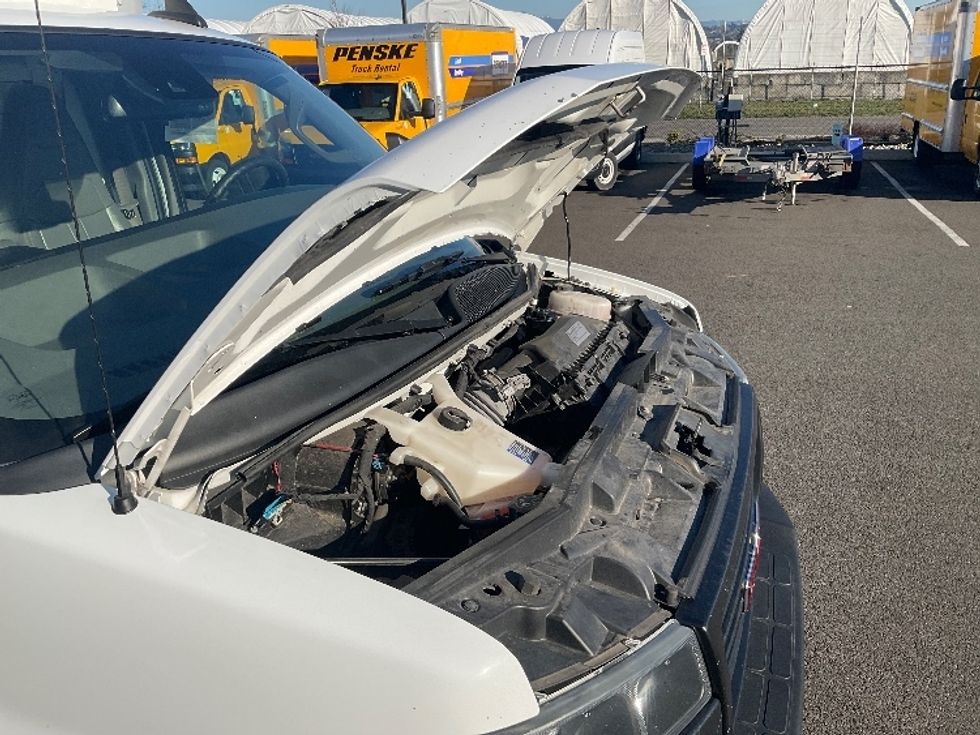 Light Duty Box Truck-Light and Medium Duty Trucks-GMC-2021-Savana G33903-Everett-WA-115,323\n\t\tmiles-$ 29,000 - Image 22