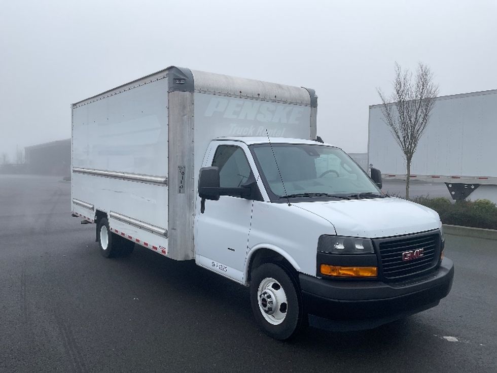 Light Duty Box Truck-Light and Medium Duty Trucks-GMC-2021-Savana G33903-Everett-WA-115,877\n\t\tmiles-$ 28,750 - Image 1