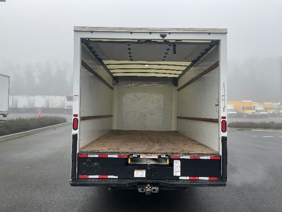 Light Duty Box Truck-Light and Medium Duty Trucks-GMC-2021-Savana G33903-Everett-WA-115,877\n\t\tmiles-$ 28,750 - Image 7