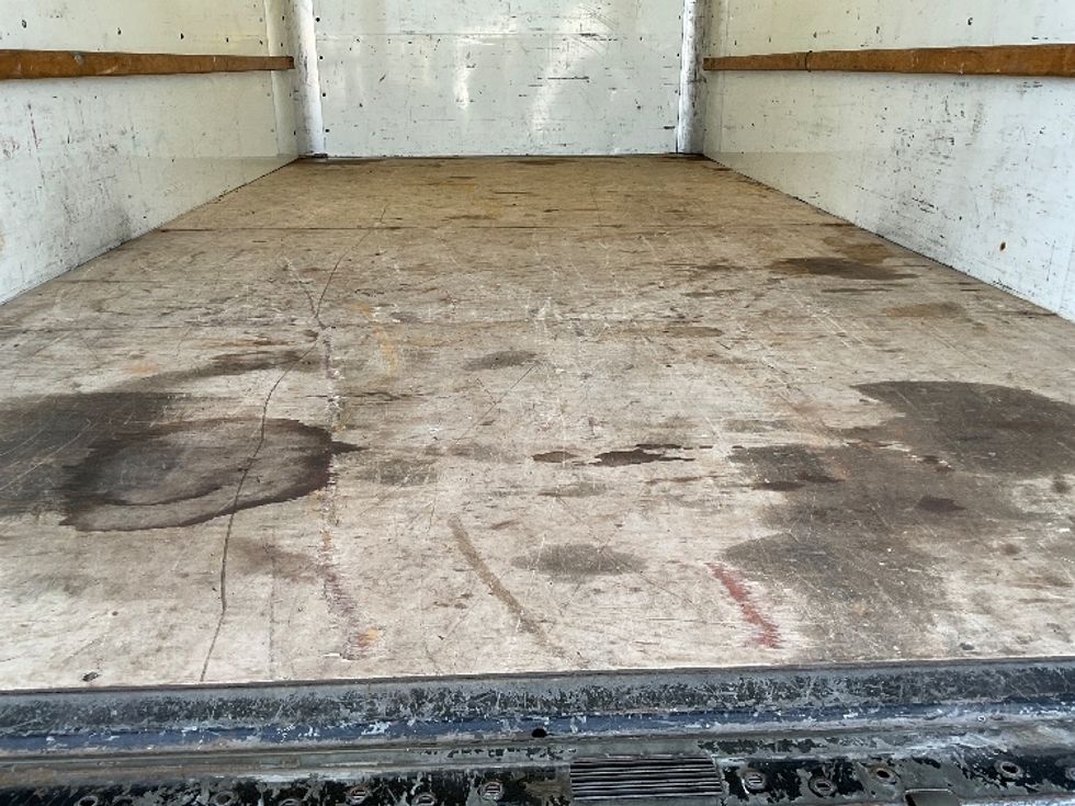 Light Duty Box Truck-Light and Medium Duty Trucks-GMC-2021-Savana G33903-Everett-WA-116,134\n\t\tmiles-$ 29,250 - Image 10