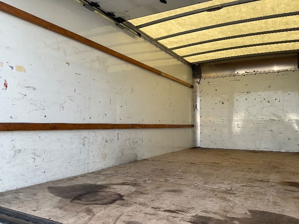 Light Duty Box Truck-Light and Medium Duty Trucks-GMC-2021-Savana G33903-Everett-WA-116,134\n\t\tmiles-$ 29,250 - Image 11