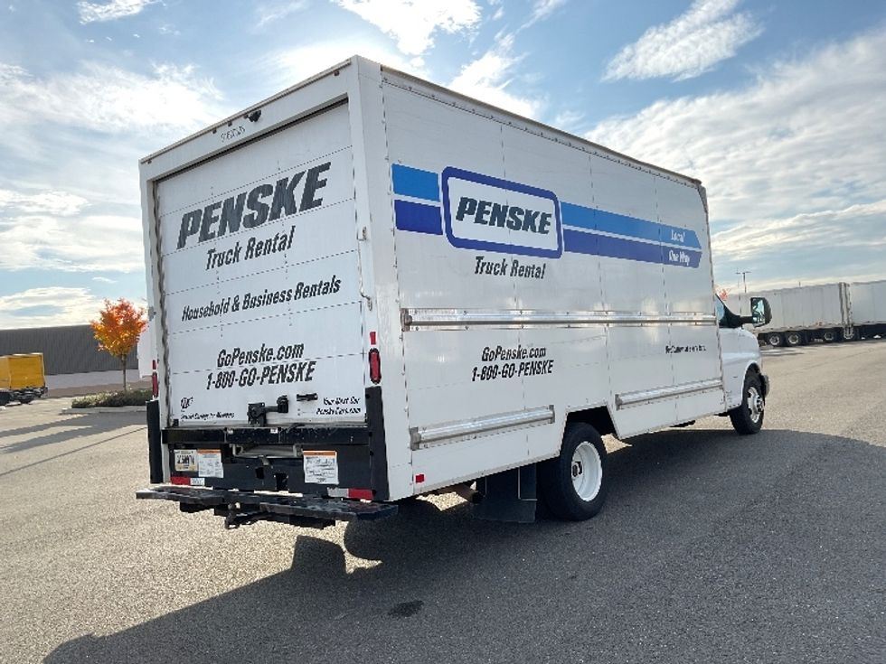 Light Duty Box Truck-Light and Medium Duty Trucks-GMC-2021-Savana G33903-Everett-WA-116,134\n\t\tmiles-$ 29,250 - Image 13