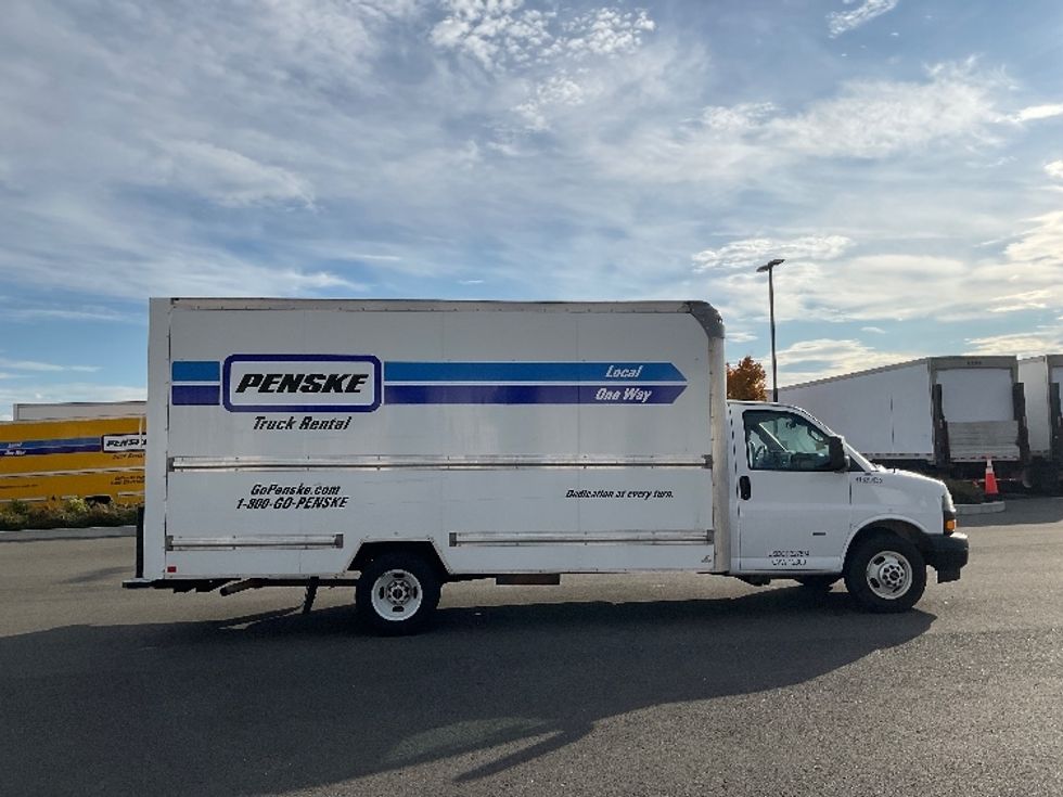Light Duty Box Truck-Light and Medium Duty Trucks-GMC-2021-Savana G33903-Everett-WA-116,134\n\t\tmiles-$ 29,250 - Image 15