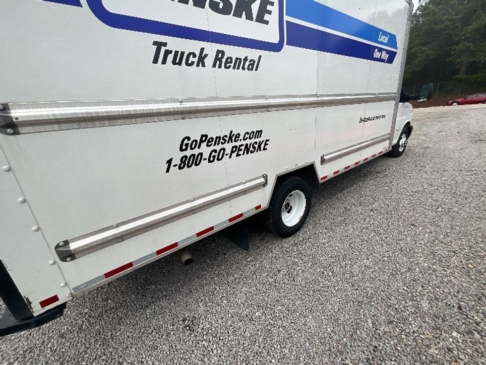 Light Duty Box Truck-Light and Medium Duty Trucks-GMC-2021-Savana G33903-Fayetteville-NC-106,724\n\t\tmiles-$ 29,000 - Image 12