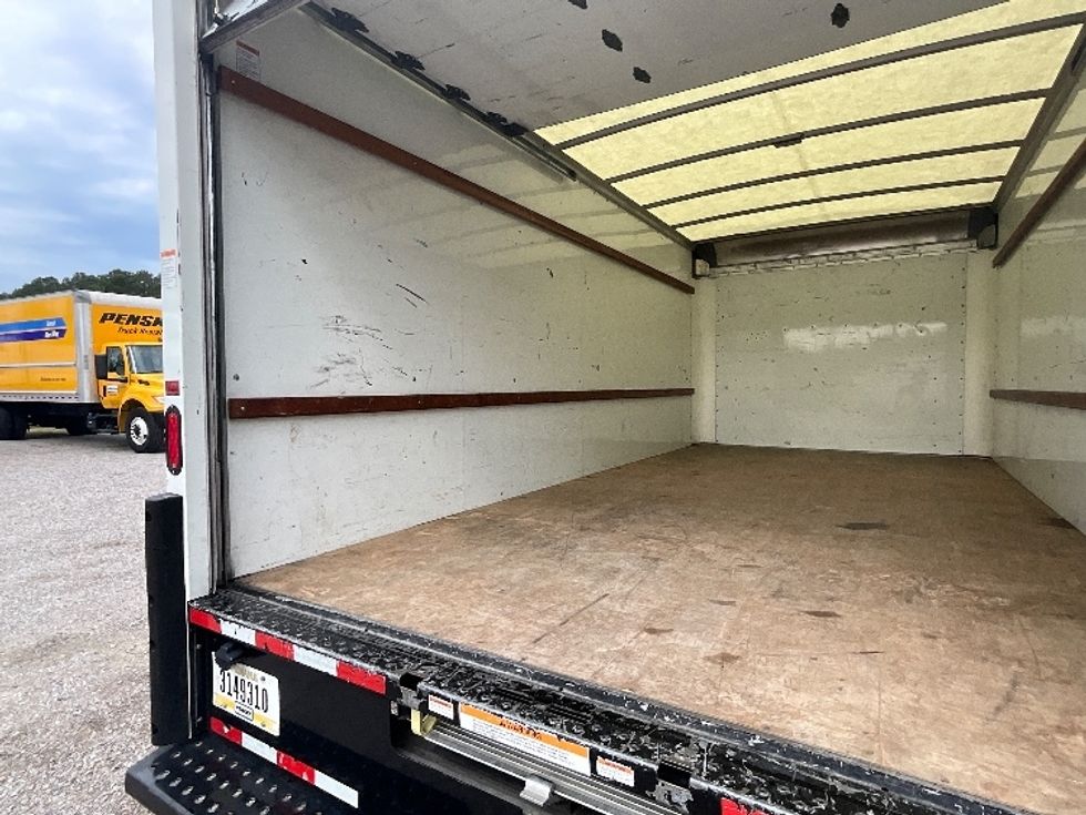 Light Duty Box Truck-Light and Medium Duty Trucks-GMC-2021-Savana G33903-Fayetteville-NC-106,724\n\t\tmiles-$ 29,000 - Image 9