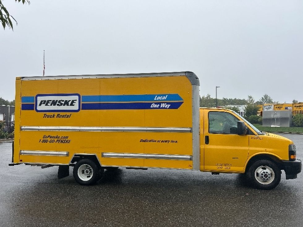 Light Duty Box Truck-Light and Medium Duty Trucks-GMC-2021-Savana G33903-Fitchburg-MA-106,864\n\t\tmiles-$ 23,750 - Image 14