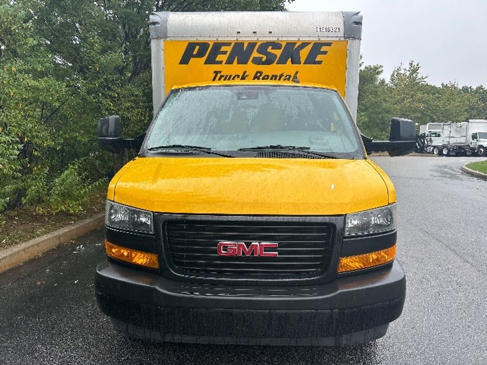 Light Duty Box Truck-Light and Medium Duty Trucks-GMC-2021-Savana G33903-Fitchburg-MA-106,864\n\t\tmiles-$ 23,750 - Image 2