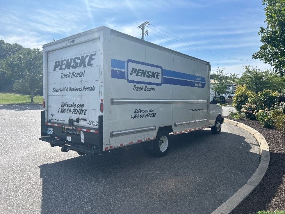 Light Duty Box Truck-Light and Medium Duty Trucks-GMC-2021-Savana G33903-Fitchburg-MA-81,555\n\t\tmiles-$ 28,250 - Image 13
