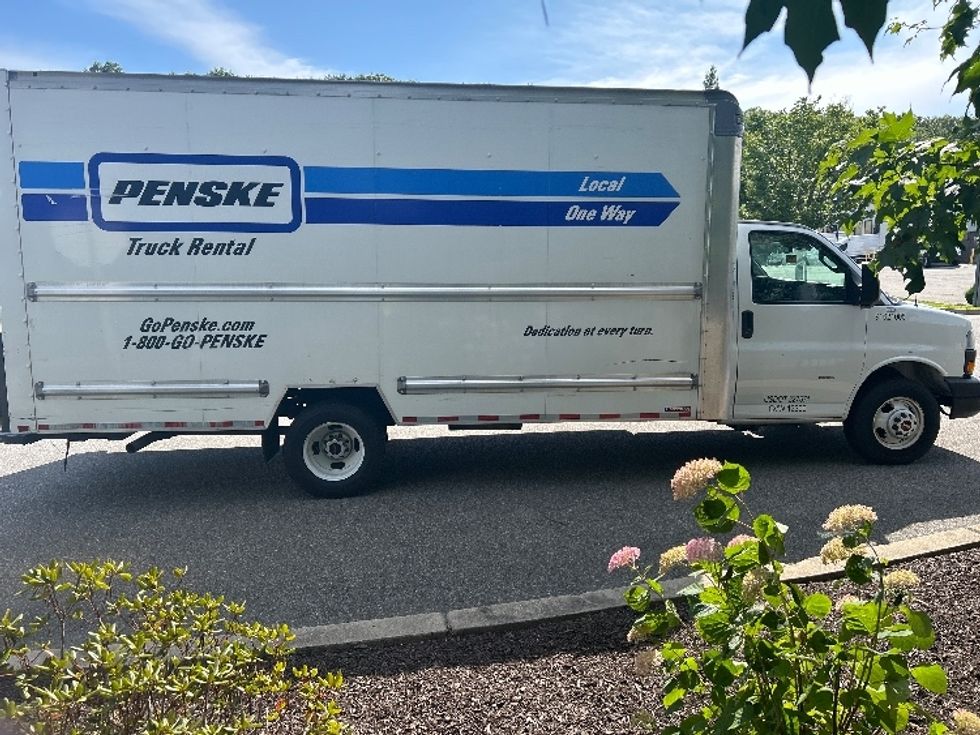 Light Duty Box Truck-Light and Medium Duty Trucks-GMC-2021-Savana G33903-Fitchburg-MA-81,555\n\t\tmiles-$ 28,250 - Image 15