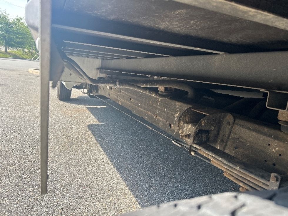 Light Duty Box Truck-Light and Medium Duty Trucks-GMC-2021-Savana G33903-Fitchburg-MA-81,555\n\t\tmiles-$ 28,250 - Image 5