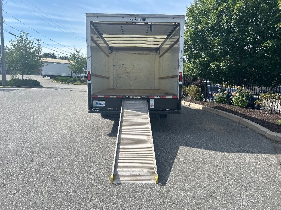 Light Duty Box Truck-Light and Medium Duty Trucks-GMC-2021-Savana G33903-Fitchburg-MA-81,555\n\t\tmiles-$ 28,250 - Image 9
