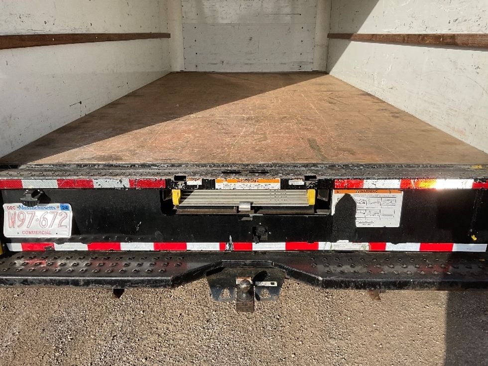 Light Duty Box Truck-Light and Medium Duty Trucks-GMC-2021-Savana G33903-Fitchburg-MA-86,804\n\t\tmiles-$ 26,500 - Image 10