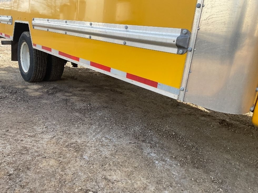Light Duty Box Truck-Light and Medium Duty Trucks-GMC-2021-Savana G33903-Fitchburg-MA-86,804\n\t\tmiles-$ 26,500 - Image 14