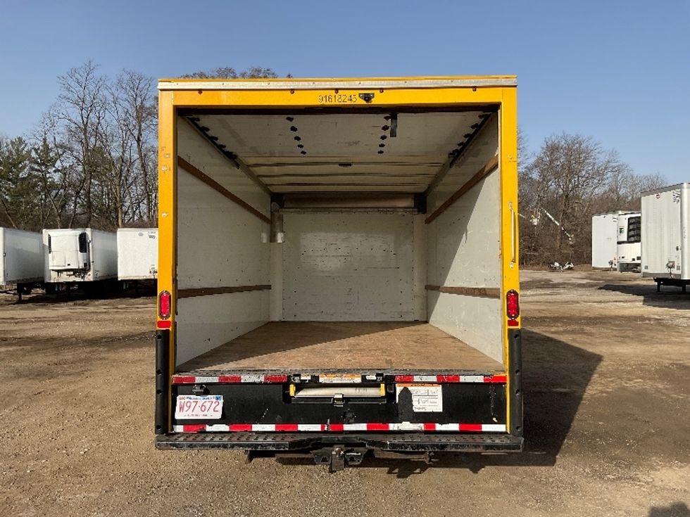 Light Duty Box Truck-Light and Medium Duty Trucks-GMC-2021-Savana G33903-Fitchburg-MA-86,804\n\t\tmiles-$ 26,500 - Image 8