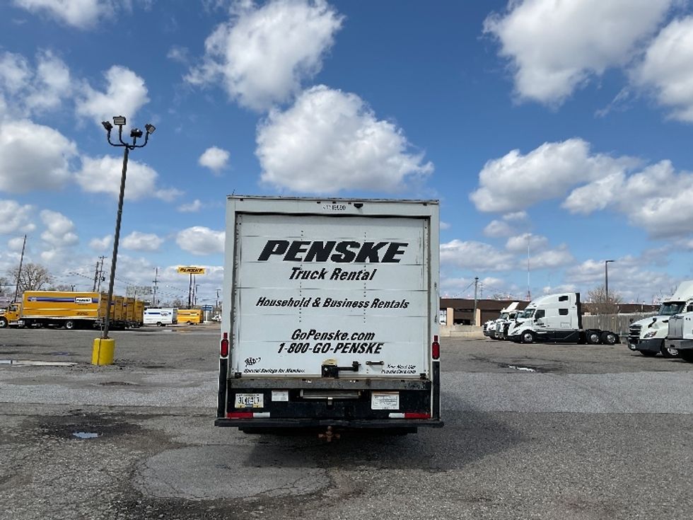 Light Duty Box Truck-Light and Medium Duty Trucks-GMC-2021-Savana G33903-Flint-MI-102,953\n\t\tmiles-$ 28,250 - Image 7