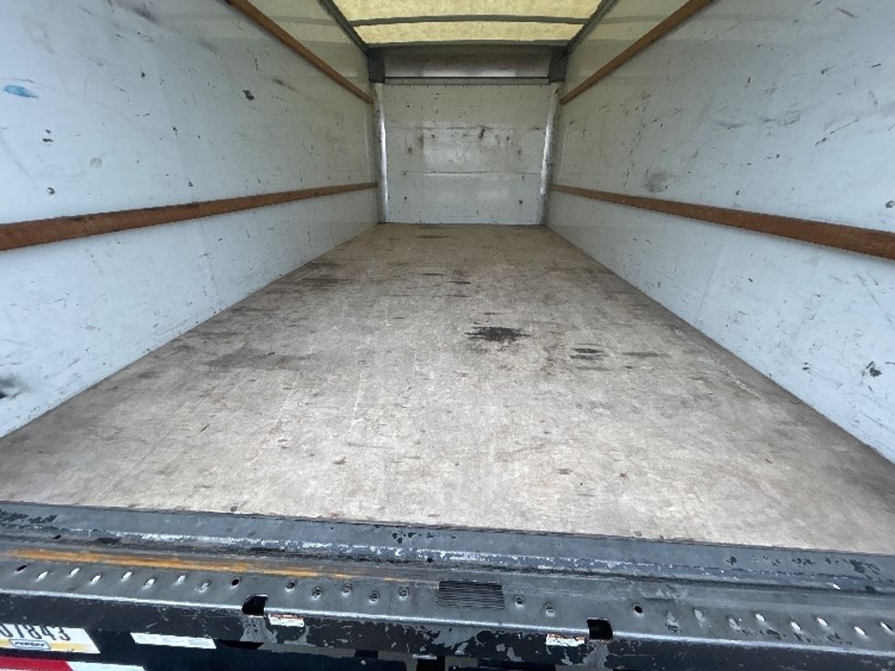 Light Duty Box Truck-Light and Medium Duty Trucks-GMC-2021-Savana G33903-Florence-SC-116,563\n\t\tmiles-$ 29,250 - Image 10