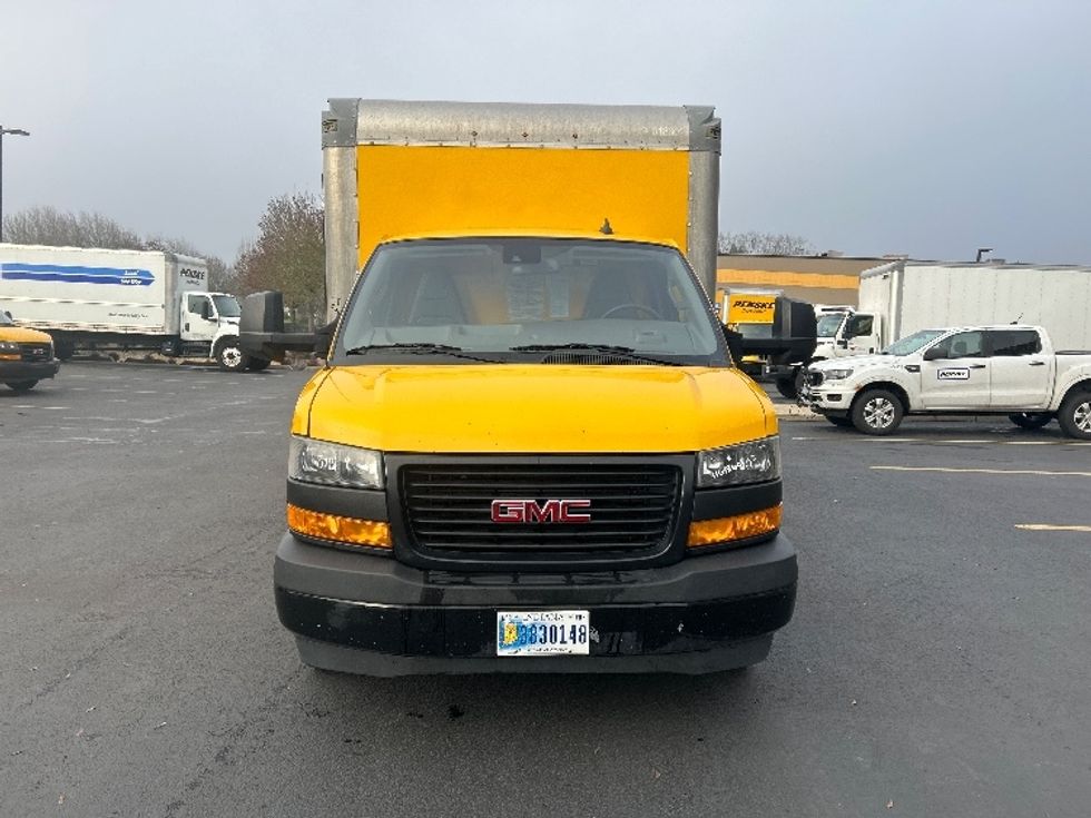 Light Duty Box Truck-Light and Medium Duty Trucks-GMC-2021-Savana G33903-Fontana-CA-100,972\n\t\tmiles-$ 27,500 - Image 2