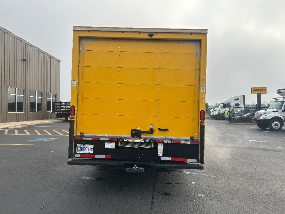 Light Duty Box Truck-Light and Medium Duty Trucks-GMC-2021-Savana G33903-Fontana-CA-100,972\n\t\tmiles-$ 27,500 - Image 7