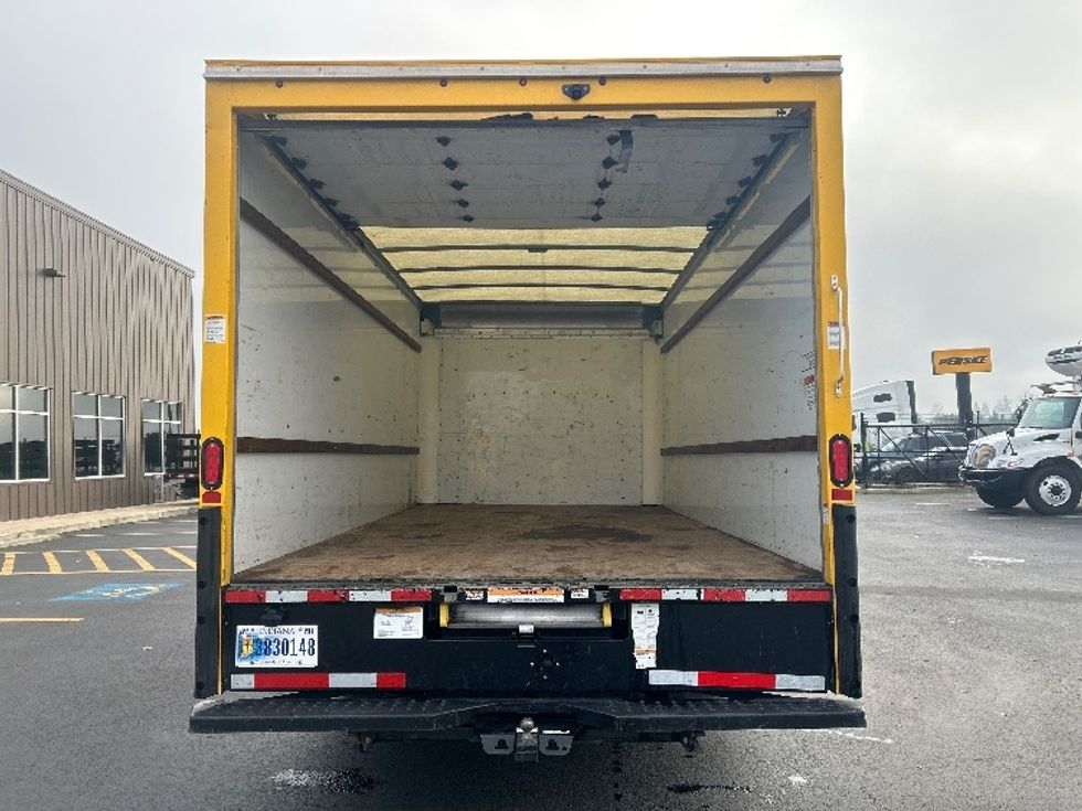 Light Duty Box Truck-Light and Medium Duty Trucks-GMC-2021-Savana G33903-Fontana-CA-100,972\n\t\tmiles-$ 27,500 - Image 8