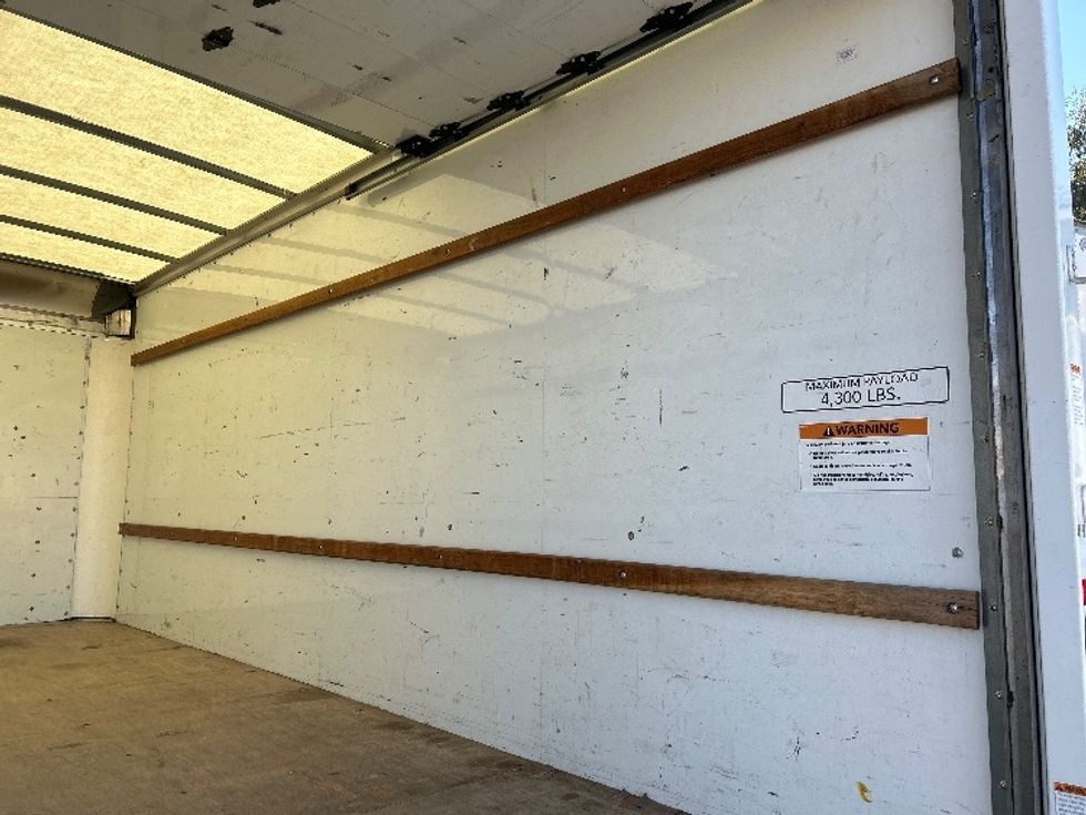 Light Duty Box Truck-Light and Medium Duty Trucks-GMC-2021-Savana G33903-Fontana-CA-101,270\n\t\tmiles-$ 30,500 - Image 11